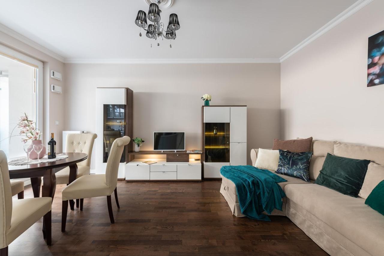 Kolska Serviced Apartments วอร์ซอ ภายนอก รูปภาพ