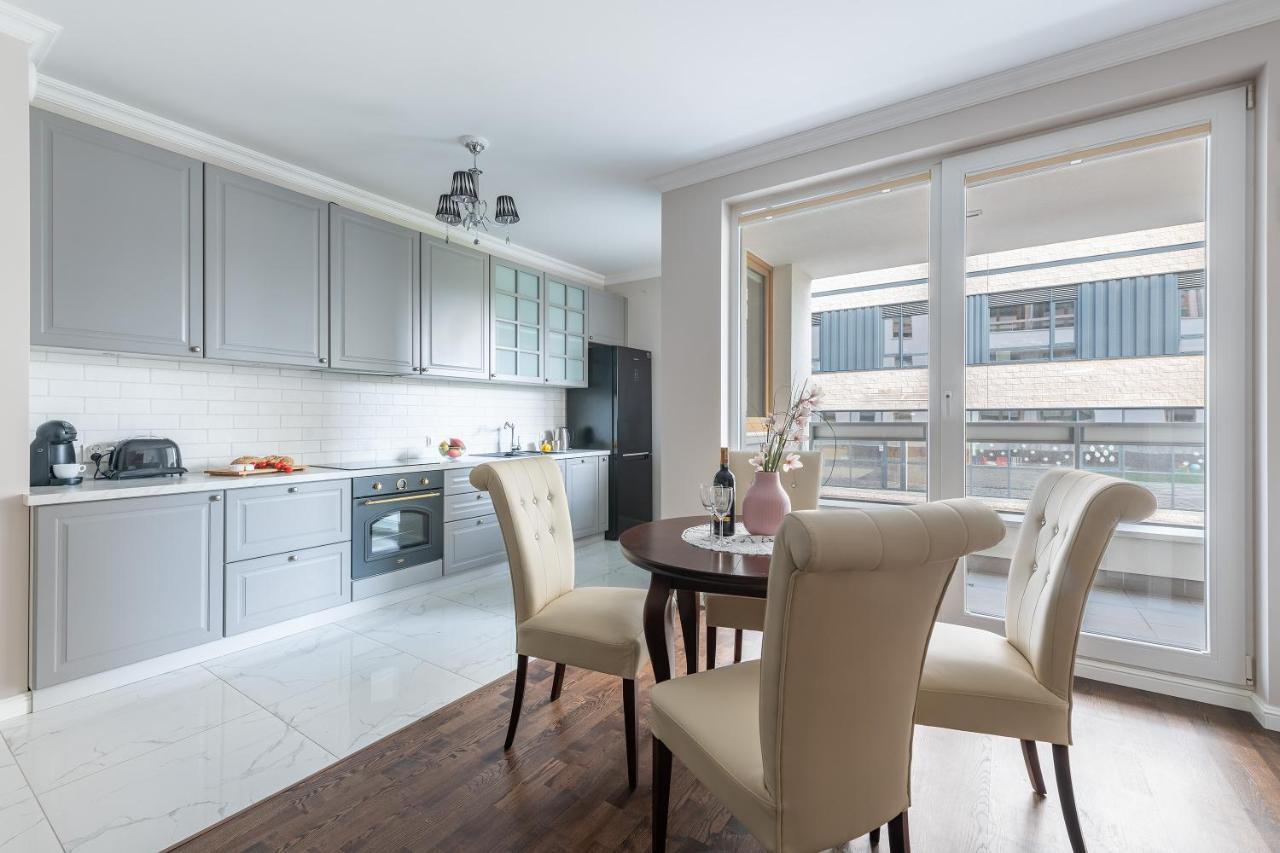 Kolska Serviced Apartments วอร์ซอ ภายนอก รูปภาพ