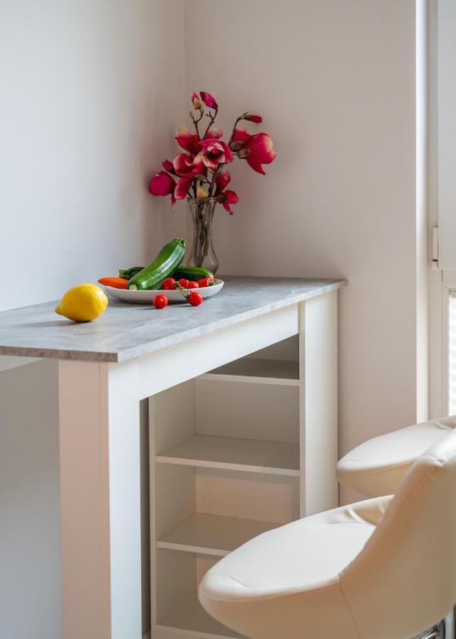 Kolska Serviced Apartments วอร์ซอ ภายนอก รูปภาพ